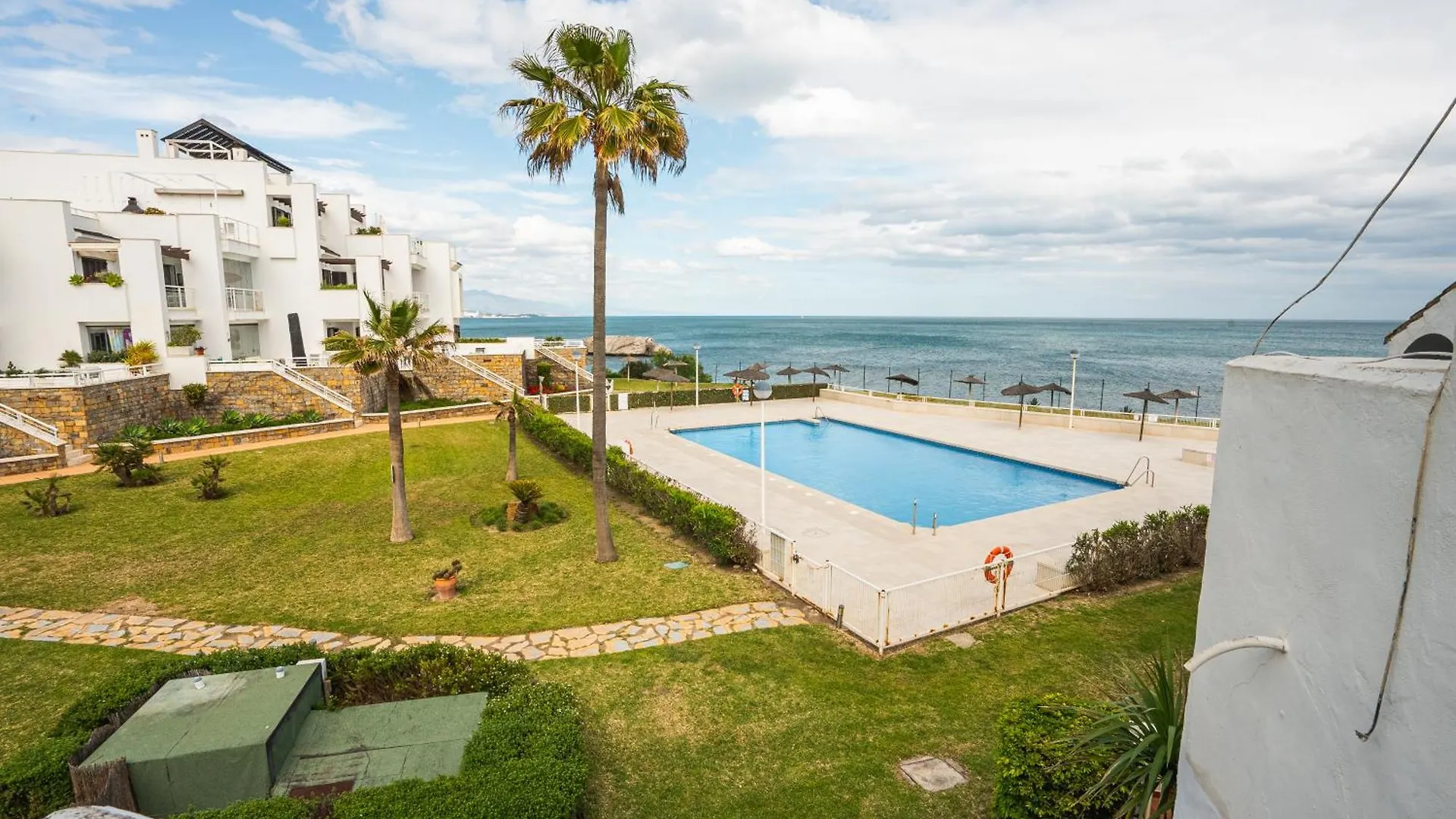 Brisa Marina Al Lado Del Mar Cerca De Estepona Bahia de Casares Dom wakacyjny